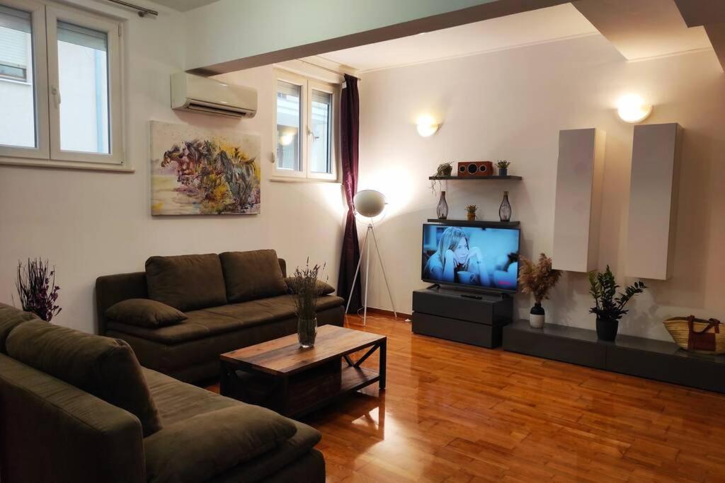 Spacious Apartment Near City Center And The Beach Split Buitenkant foto